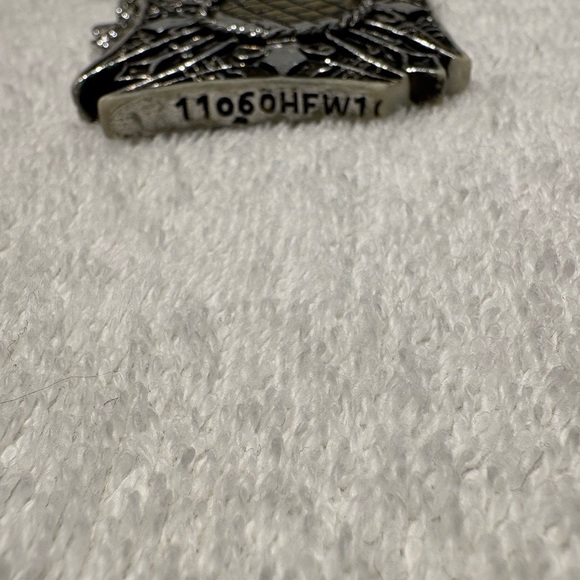 Vintage Vampire Necklace Gothic Cross Pendant Unisex - Picture 10 of 13